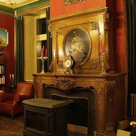 Tromcourt Hotel Couvin Bagian luar foto
